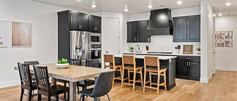 Fully Stocked Kitchen