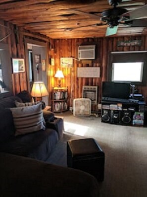 Cabin 5 living room, TV, DVDs