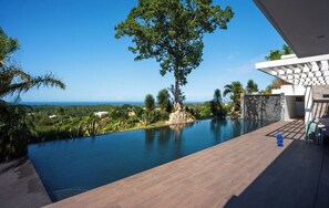 V17 Casa Quivira  · Huge waterfall pool with jet tub & 180° oceanview (345)