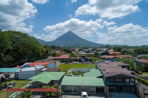 Great property just 4 blocks from downtown La Fortuna