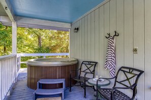Cabin Hot Tub Area