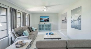 Sunk in Living Room with Garden View