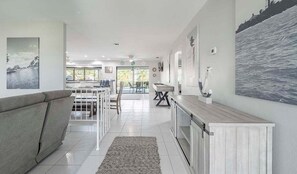 Bright and Airy Welcome