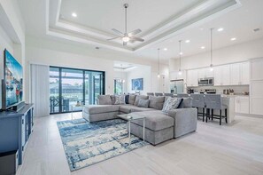 Open Living Space Great for Entertainment