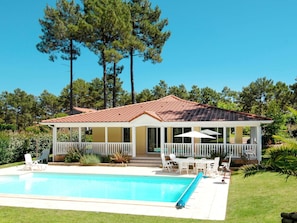 Plante, Bâtiment, Ciel, Fenêtre, Piscine, Arbre, Maison, Ombre, Chalet, Lot Terre