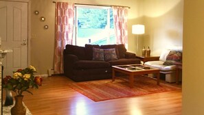 comfortable living room at Granite Getaway