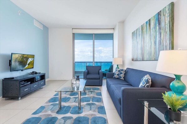 Miami Miami Beach 1 Deluxe Ocean Front Living Room