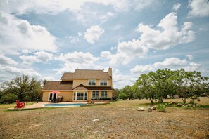 Large backyard with pool & BBQ.