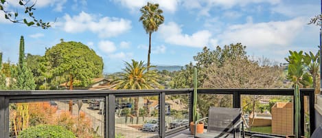 Side deck w/views of San Gabriel Mountains.