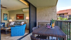 Inside / Outside Living