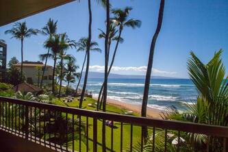 Great Rates! Intimate Ocean/Beach Condo, Couple's Paradise!