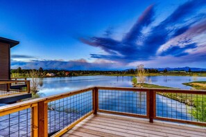 Stunning Balcony Views!