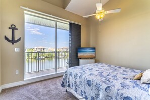 Upper Floor Queen Bedroom w/Flat Screen TV and Private Balcony