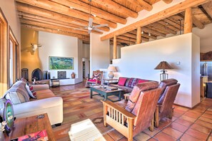 Living Room | 2,500-Sq-Ft Home