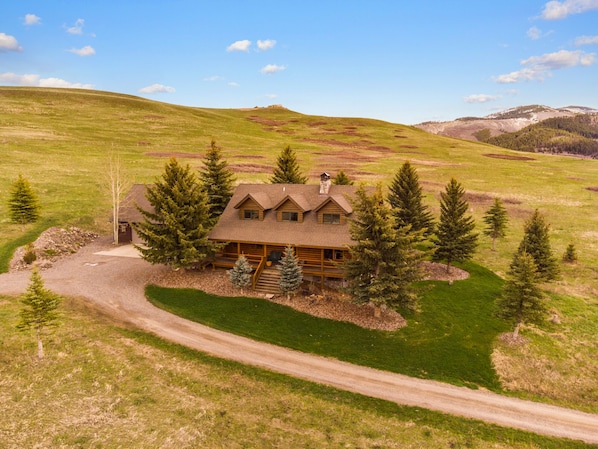 The perfect log cabin getaway!