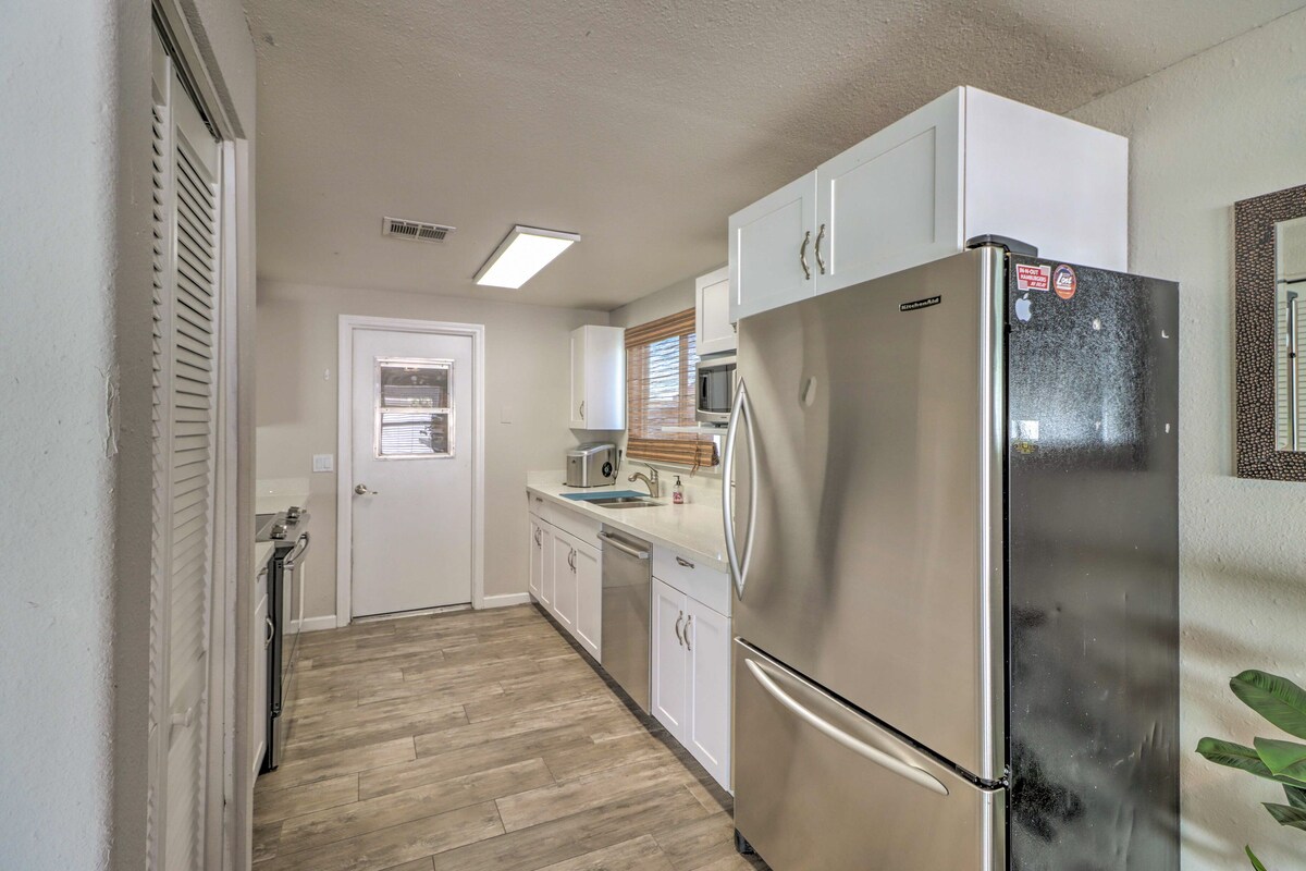 Mesa Retreat w/ Fenced Yard, Walk to Sloan Park!