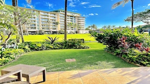 Relax in quiet setting, opening up to what feels like Maui's biggest backyard!
