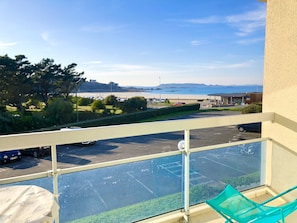 Balcon vue sur la belle plage de Trestel