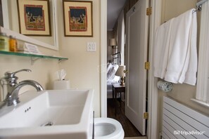 India room bathroom view