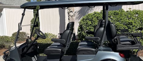 BRAND NEW GOLF CART just purchased 10-26-23. Stroll the entire resort in style