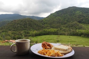 Breakfast meal