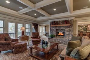 Downstairs living area . Great for entertaining 