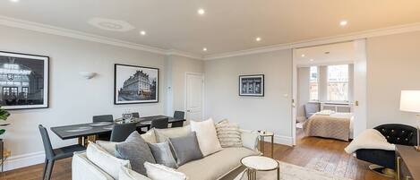 The spacious and elegant flat is decorated with an cattention to the detail.