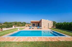 Modern Finca with pool in Mallorca