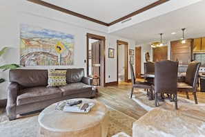 Living Room, Furniture, Indoors, Home Decor, Couch