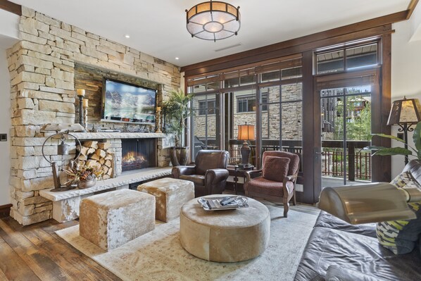 Living Room, Furniture, Indoors, Home Decor, Fireplace