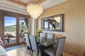 Dining Room, Dining Table, Table, Furniture, Indoors