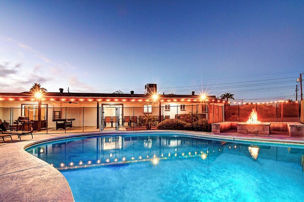 Come enjoy "The Amazing Estate" in most coveted location for you next holiday.