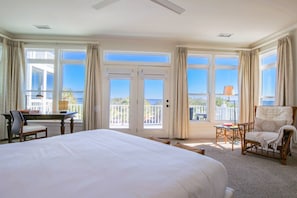 The Sea Sponge master suite boasts spectacular ocean views and lovely natural light.