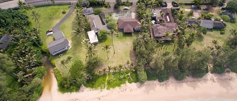 Kekela Estate  with semi-private beach is an amazing place to stay for your tropical vacation. Nestled  on the north shore, you will be able to enjoy the island like a local!