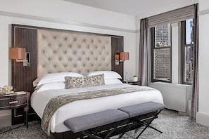 Unit with King size bed