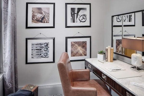 In-room working space