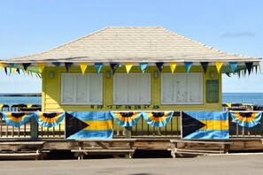 Enjoy local cuisine and drinks at the Fish Fry. 