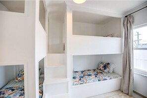 4 Twin Bunk Room