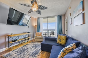 Gulf Front Living Area with Sleeper Sofa