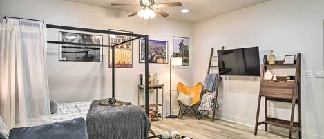 Lubbock Vacation Rental | Studio | 1BA | 420 Sq Ft | Step-Free Access