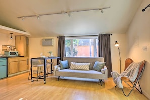 Studio | Living Area