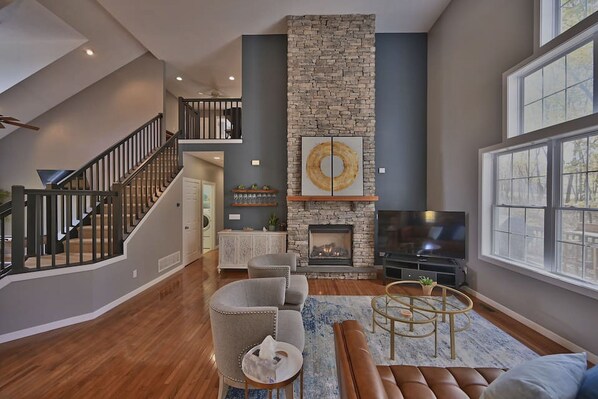 Pocono Pines Vacation Rental | 3BR | 3.5BA | 2 Steps Required | 2,653 Sq Ft
