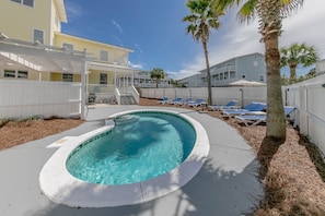 Beautiful In Ground Pool- Heating Optional- Plenty of chaise lounges
