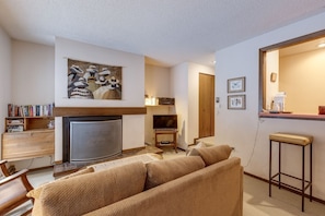 Indoors, Screen, Furniture, Living Room, Home Decor