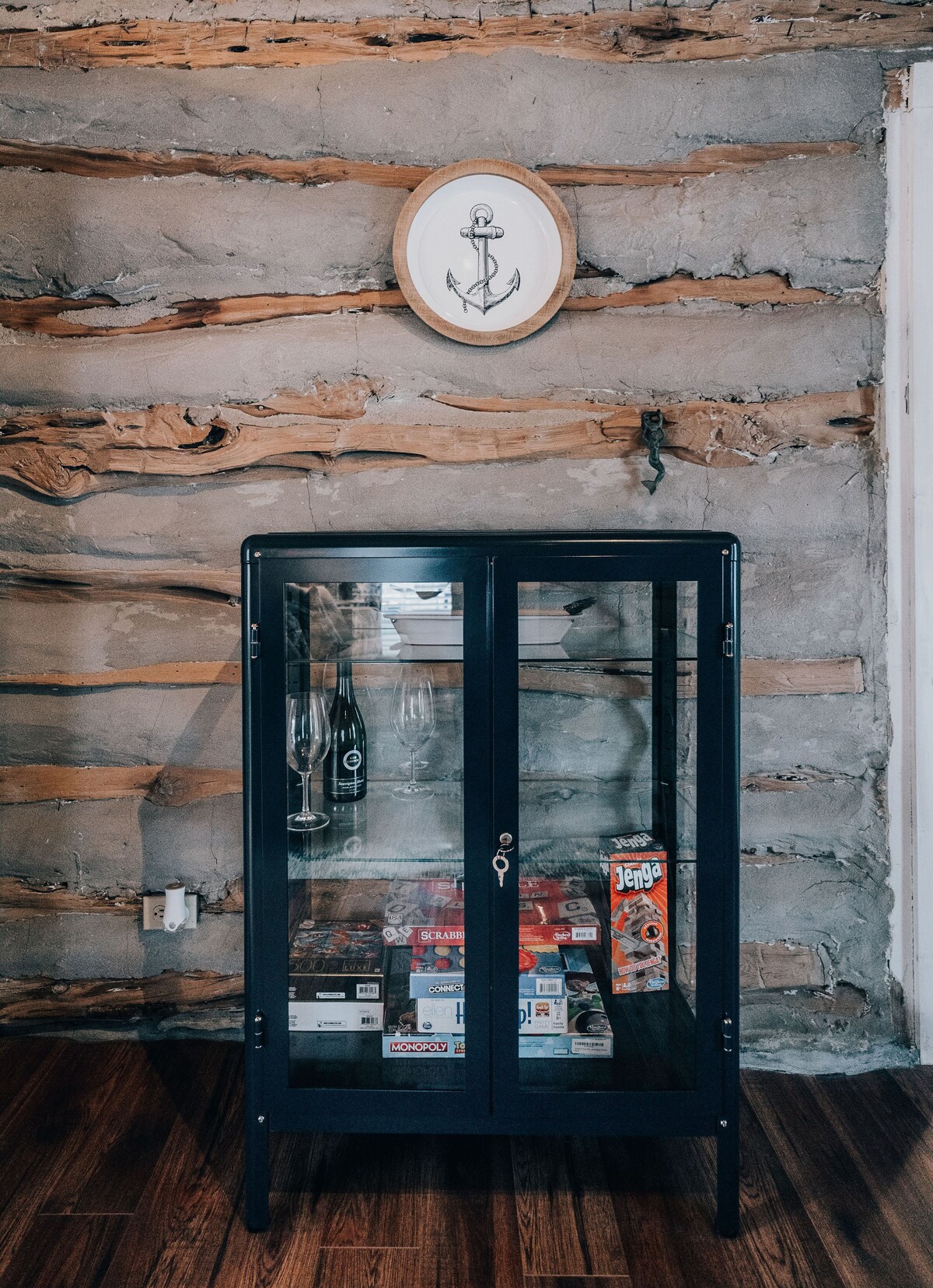 The Best Little Shorehouse in Texas