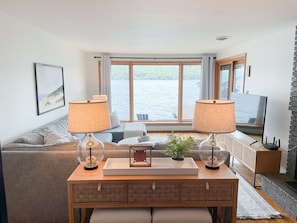 Constant lake views from living spaces