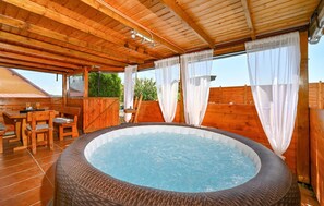 hot-tub