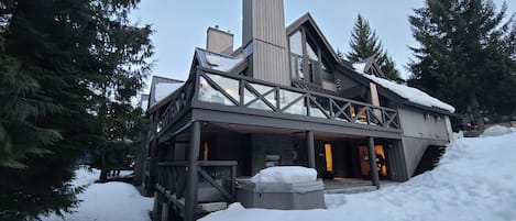 Exterior with ski-in/ski-out access