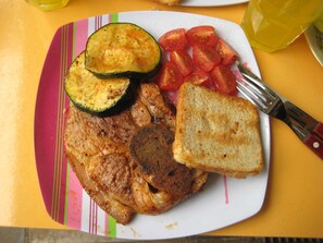 Breakfast meal