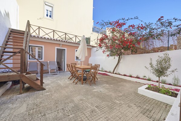 Private Terrace (1)